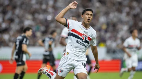 Ryan Francisco atuando pelo São Paulo - Foto: Baggio Rodrigues/AGIF