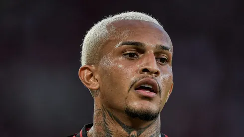 Wesley durante partida contra o São Paulo no Maracanã.