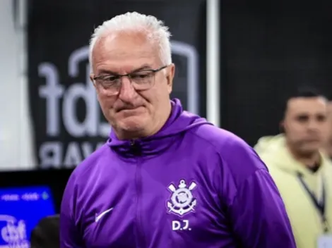 Torcida não perdoa e critica Dorival Júnior na web