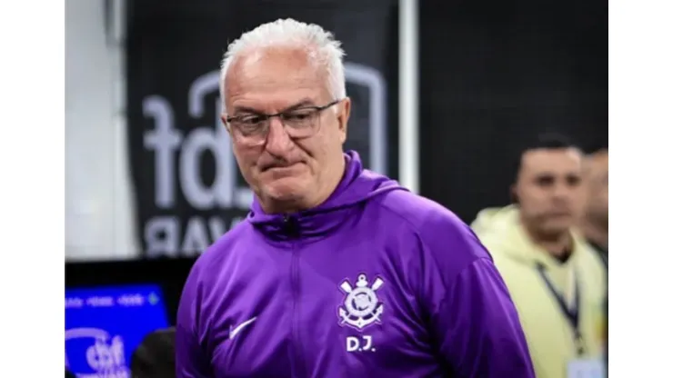 Dorival Júnior aprovou a renovação com o jovem no Corinthians.