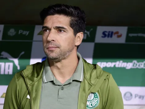 Torcida do Palmeiras pede a saída de Abel Ferreira