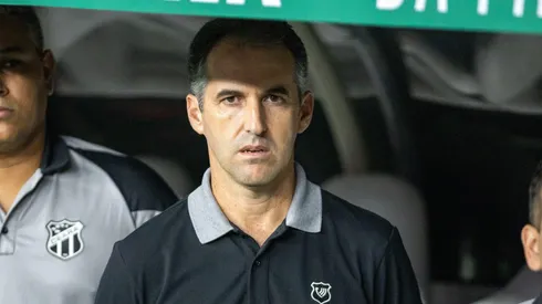 Léo Condé durante o início da partida de ontem (16)