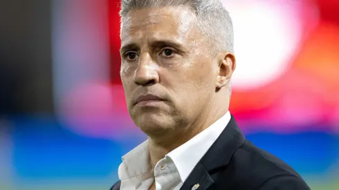 Hugo Mallo não vai jogar com Crespo no São Paulo – Foto: Joisel Amaral/AGIF.