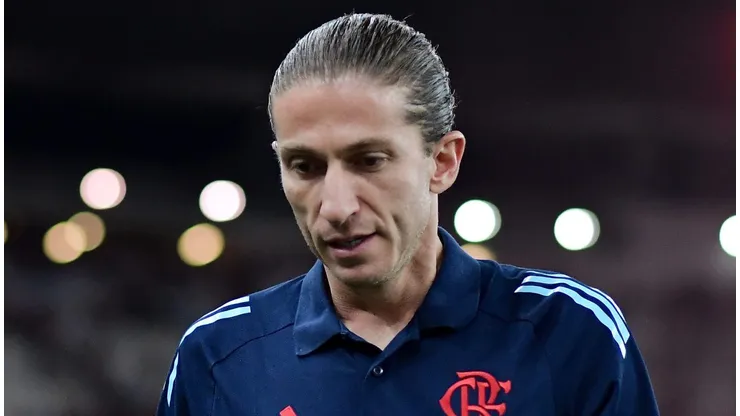 Filipe Luís no comando do Flamengo. Foto: Thiago Ribeiro/AGIF