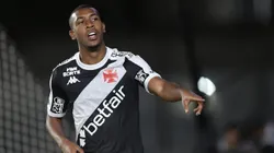 Rayan jogador do Vasco durante partida contra o Bragantino no estádio São Januário pelo campeonato Brasileiro A 2025. Foto: Thiago Ribeiro/AGIF