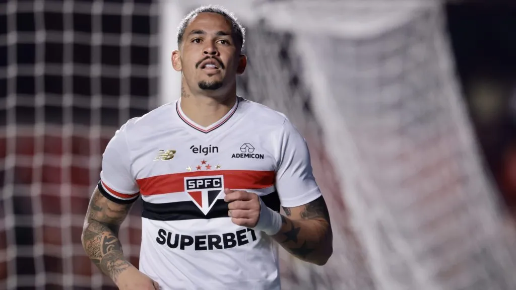 Luciano pode ganhar mais espaço no São Paulo com Hernán Crespo. Foto: Marcello Zambrana/AGIF