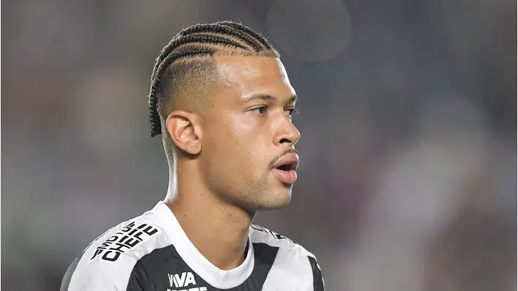 RJ - RIO DE JANEIRO - 12/04/2025 - BRASILEIRO A 2025, VASCO X SPORT - Joao Victor jogador do Vasco durante partida contra o Sport no estadio Sao Januario pelo campeonato Brasileiro A 2025.
