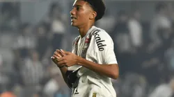 Robinho Jr. faz promessa contra o Corinthians e agita torcida. Foto: Jota Erre/AGIF