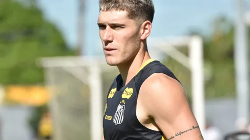 Rollheiser vem jogando com frequência no Santos.