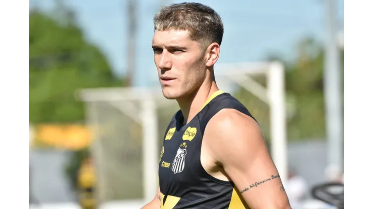 Rollheiser vem jogando com frequência no Santos.