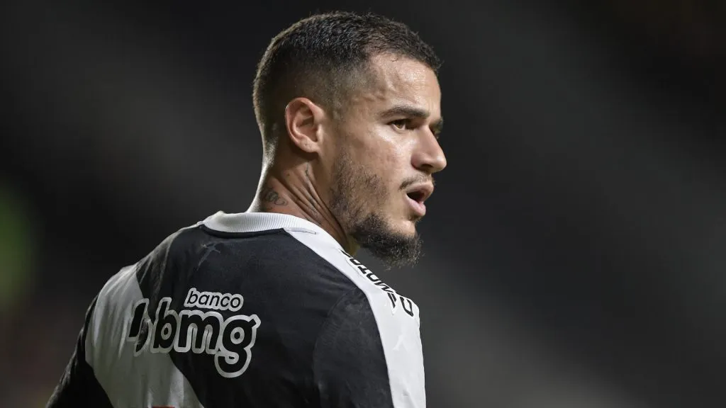 Philippe Coutinho irá desfalcar o Vasco nos próximos jogos – Foto: Thiago Ribeiro/AGIF