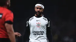 Memphis Depay jogador do Corinthians durante partida contra o Bragantino no estadio Arena Corinthians pelo campeonato Brasileiro A 2025. Foto: Ettore Chiereguini/AGIF