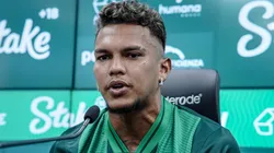 Veron durante sua apresentação no Juve