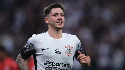 Rodrigo Garro em campo pelo Corinthians. Foto: Ettore Chiereguini/AGIF