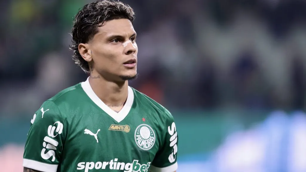 Richard Ríos durante partida. Foto: Marcello Zambrana/AGIF