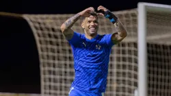 Alvo do Vasco, Carlos Júnior vestiu a camisa do Neom SC na última temporada - Foto: Reprodução/Neom SC