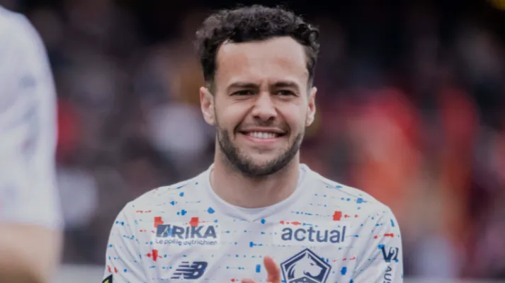 Tiago Morais pelo Lille (Foto: Reprodução)