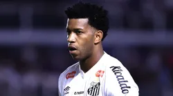 SP - SANTOS - 01/05/2025 - COPA DO BRASIL 2025, SANTOS X CRB - Gil jogador do Santos durante partida contra o CRB no estadio Vila Belmiro pelo campeonato Copa Do Brasil 2025. Foto: Marcello Zambrana/AGIF