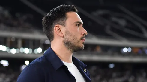 RJ - RIO DE JANEIRO - 17/08/2025 - BRASILEIRO A 2025, BOTAFOGO X PALMEIRAS - Davide Ancelotti tecnico do Botafogo durante partida contra o Palmeiras no estadio Engenhao pelo campeonato Brasileiro A 2025. Foto: Thiago Ribeiro/AGIF