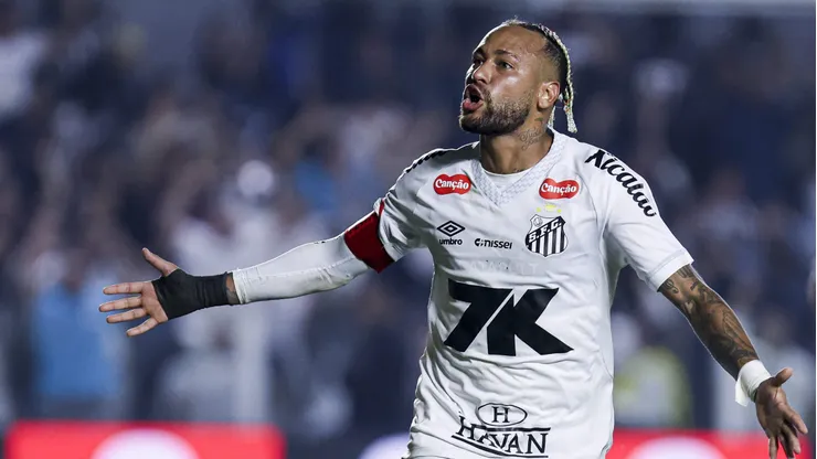 Neymar Jr jogador do Santos - (Photo by Ricardo Moreira/Getty Images)