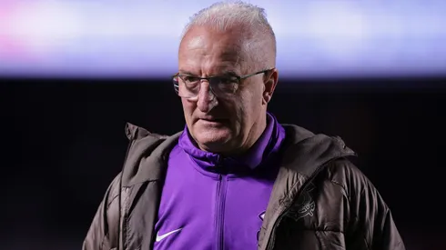 Dorival Júnior exigiu a permanência de Maycon no Corinthians.