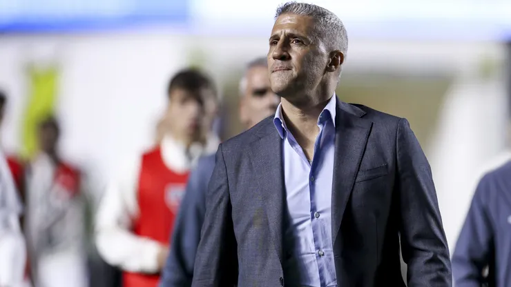 Crespo é exaltado por torcida do São Paulo em vitória contra o Corinthians (Photo by Ricardo Moreira/Getty Images)