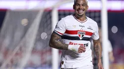 Luciano marcou os dois gols da vitória são-paulina. Foto: Ricardo Moreira/Getty Images