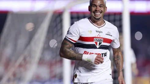 Luciano marcou os dois gols da vitória são-paulina. Foto: Ricardo Moreira/Getty Images