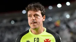 Fernando Diniz durante partida do Vasco em São Januário