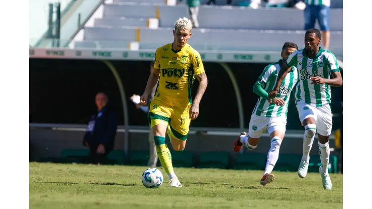 Cristian explica comemoração à la Neymar em vitória do Mirassol sobre o Santos. Foto: Luiz Erbes/AGIF