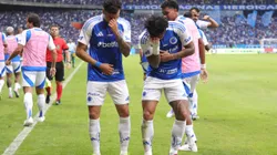 MG - BELO HORIZONTE - 20/07/2025 - BRASILEIRO A 2025, CRUZEIRO X JUVENTUDE - Gabriel Barbosa Gabigol jogador do Cruzeiro comemora seu gol com Kaio Jorge jogador da sua equipe durante partida contra o Juventude no estadio Mineirao pelo campeonato Brasileiro A 2025. Foto: Gilson Lobo/AGIF