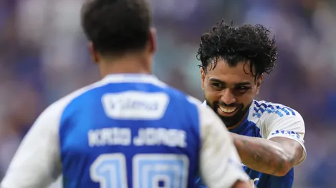 Gabigol e Kaio Jorge comemoram gol em Cruzeiro x Juventude