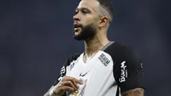 SAO PAULO, BRAZIL - MAY 03: Memphis Depay of Corinthians celebrates his goal that was later disallowed by VAR during a match between Corinthians and Internacional as part of Brasileirao 2025 at Neo Quimica Arena on May 03, 2025 in Sao Paulo, Brazil. (Photo by Miguel Schincariol/Getty Images)