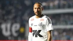 Neymar em ação diante do Flamengo. Foto: Mauricio De Souza/AGIF