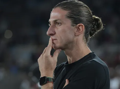 Atitude de Filipe Luís com Wallace Yan viraliza durante Flamengo x Fluminense