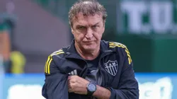 Cuca, técnico do Atlético-MG, durante partida contra o Palmeiras no estadio Arena Allianz Parque pelo campeonato Brasileiro A 2025. Foto: Marcello Zambrana/AGIF