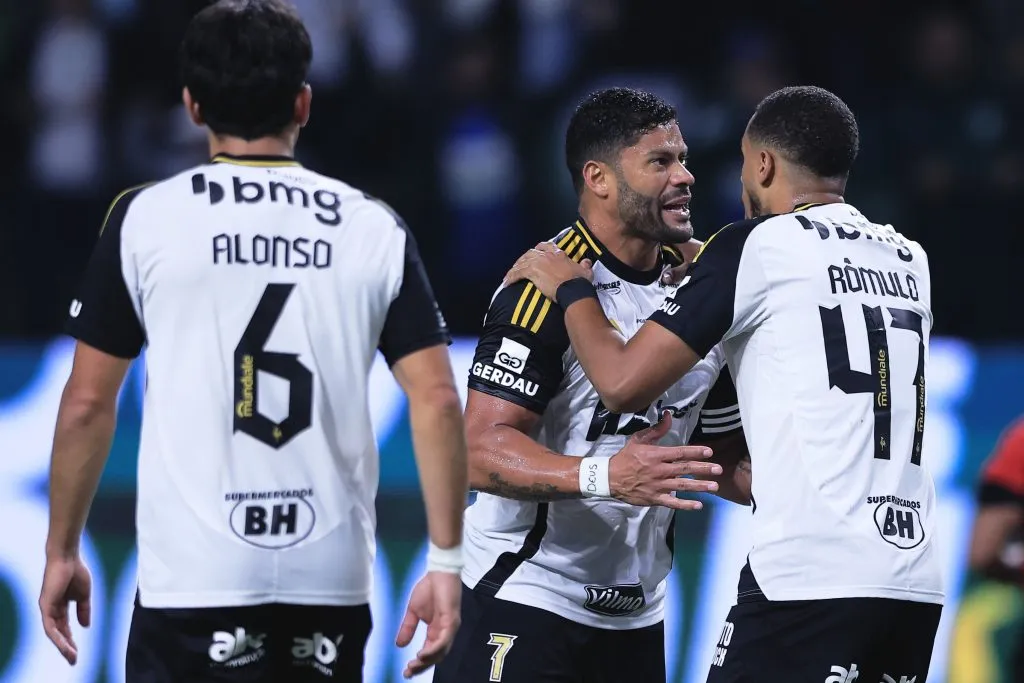 Hulk fez o gol de falta - Foto: Ettore Chiereguini/AGIF.