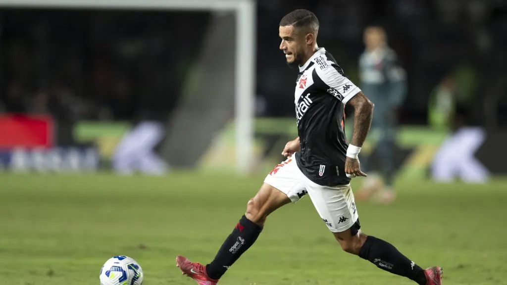 Coutinho pelo Vasco. Foto: Jorge Rodrigues/AGIF