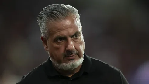 José Boto, diretor do Fla, antes de partida no Maracanã.