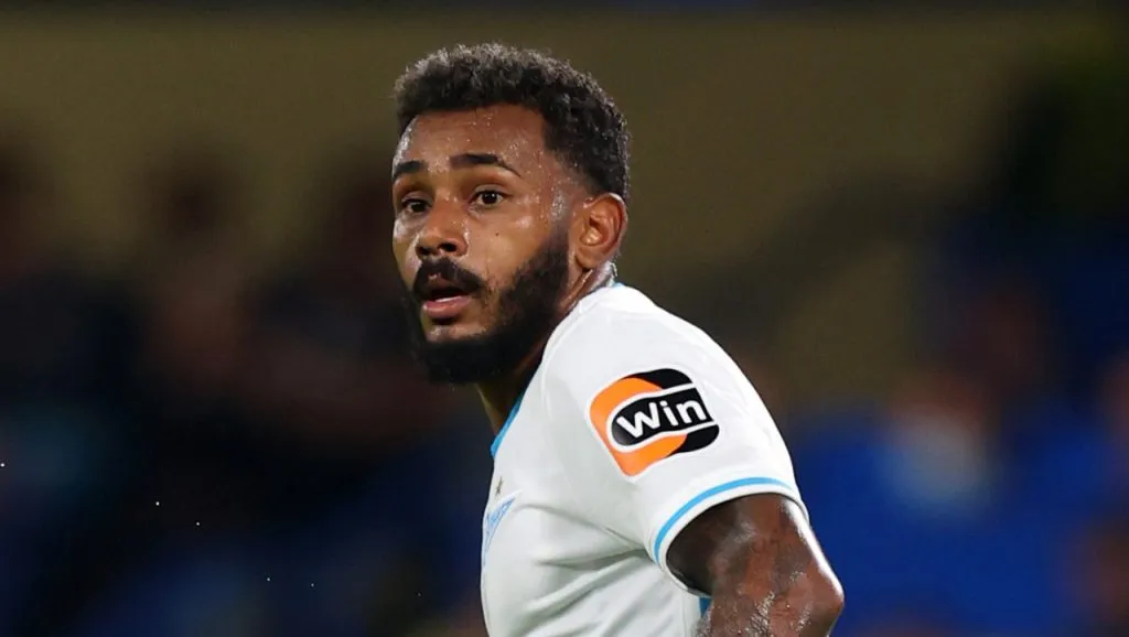 Foto: Catherine Ivill/Getty Images – Wendel em campo com a camisa do time russo em jogo da Champions League.