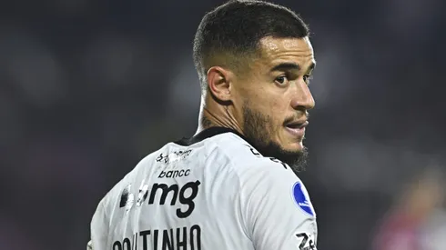 Vasco tem atualização sobre situação de Coutinho para confronto da Sul-Americana (Photo by Rodrigo Valle/Getty Images)