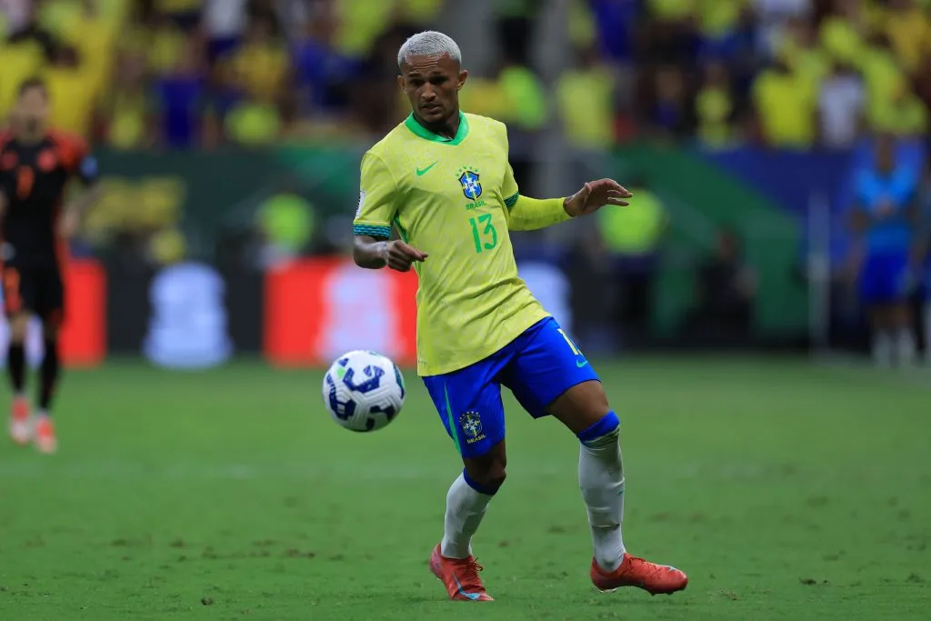 Wesley, lateral-direito do Flamengo