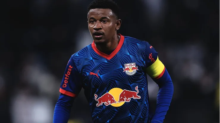 Eric Ramires foi o capitão do Red Bull Bragantino na vitória diante do Corinthians