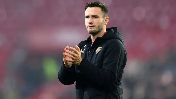 Saúl pelo Sevilla. Foto: Fran Santiago/Getty Images