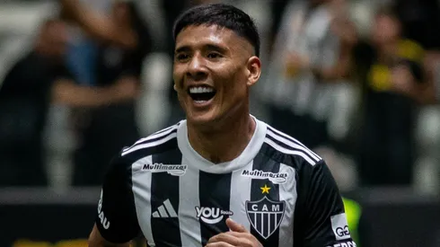 Zaracho comemorando gol pelo Atlético-MG em jogo contra o Sport, na Arena MRV, pela Copa do Brasil 2024.