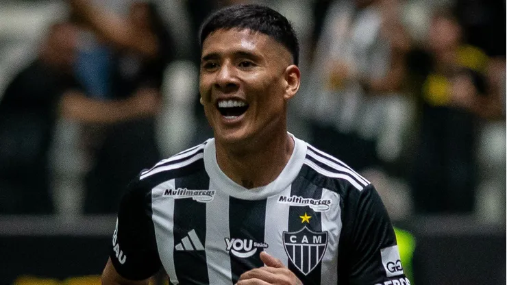 Zaracho comemorando gol pelo Atlético-MG em jogo contra o Sport, na Arena MRV, pela Copa do Brasil 2024.