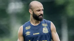 Thaciano causou surpresa e rendeu explicações de Cleber Xavier