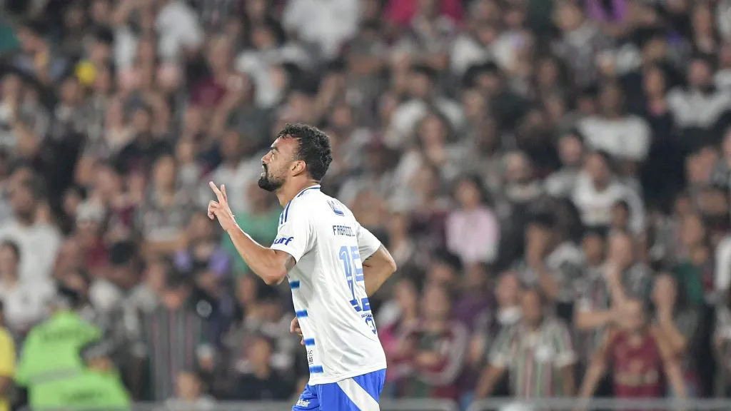 Fabrício Bruno, zagueiro da Raposa. Foto: Thiago Ribeiro/AGIF.