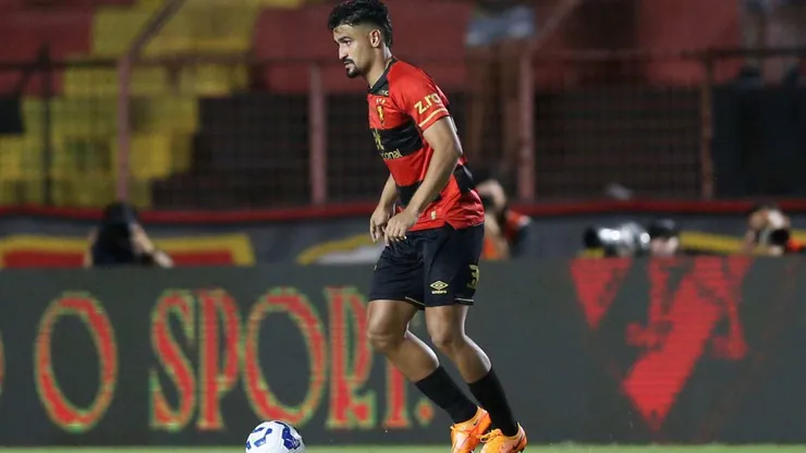 Ramon Menezes, jogador do Sport, durante a partida