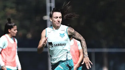 Cabulosas retomaram os treinos no CT Raposa II como foco nos proximos desafios